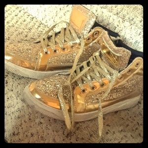 Golds☄⭐👟 sneaker size 11 female